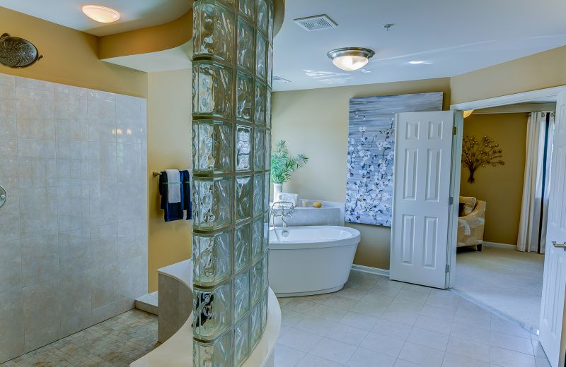 Best Bathroom Renovation Contractors in Powell, OH
